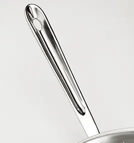 ACD5HandleCloseup AC D5 Handle Closeup - All Clad D3 Vs D5: Which Is Better?