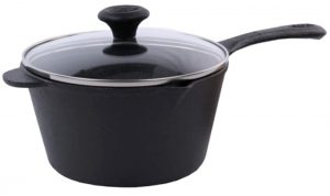 CastIronSaucePan How to Choose the Best Saucepans for Your Kitchen