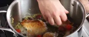 acd5featuredimage AC D5 Pan with Food - All Clad D3 Vs D5: Which Is Better?