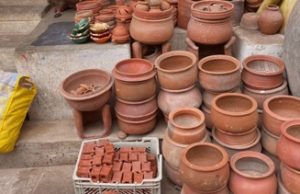 Unglazed clay cookware Unglazed clay cookware